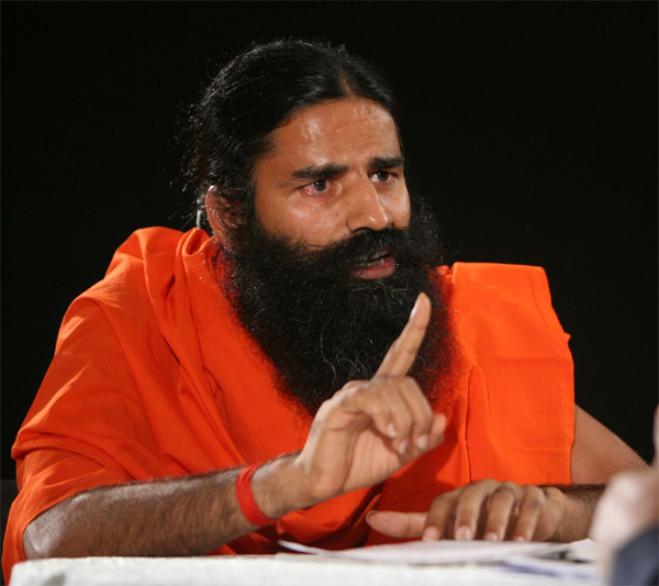 ramdev baba,yogi,yoga guru ramdev baba,yoga teacher ramdev baba  బాలీవుడ్ నటులు బిర్యానీ తింటున్నారంట.!